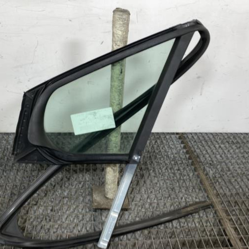 Custode avant droit (porte) PEUGEOT 308 1 Photo n°4