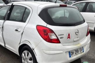 Poignee interieur avant gauche OPEL CORSA D