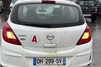 Poignee interieur avant gauche OPEL CORSA D