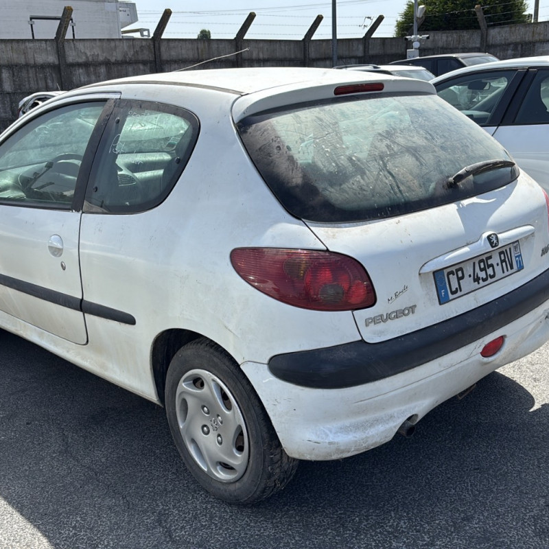 PEUGEOT 206 PHASE 1 1.4 HDI - 8V TURBO Photo n°4