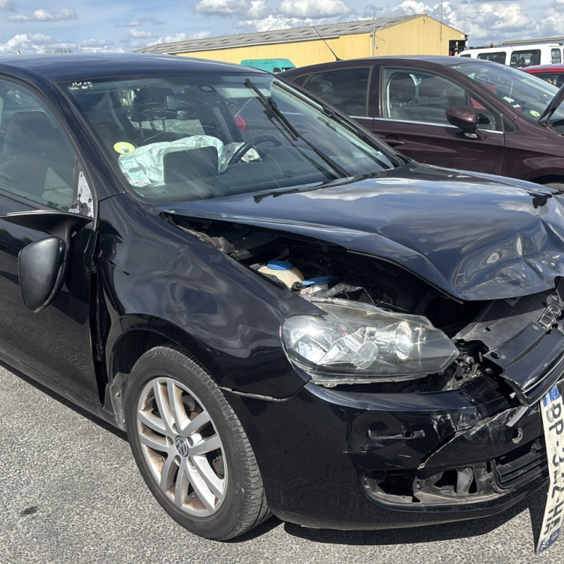 VOLKSWAGEN GOLF 6 1.6 TDI - 16V TURBO Photo n°13