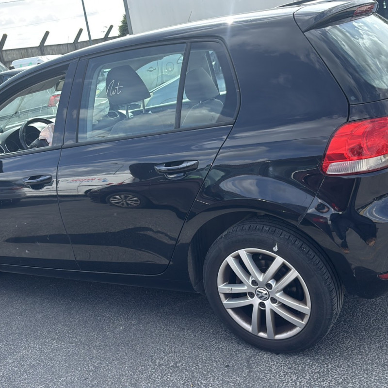VOLKSWAGEN GOLF 6 1.6 TDI - 16V TURBO Photo n°18
