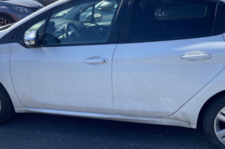 PEUGEOT 208 1 PHASE 2 1.2 VTI - 12V