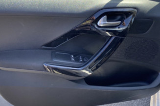 PEUGEOT 208 1 PHASE 2 1.2 VTI - 12V