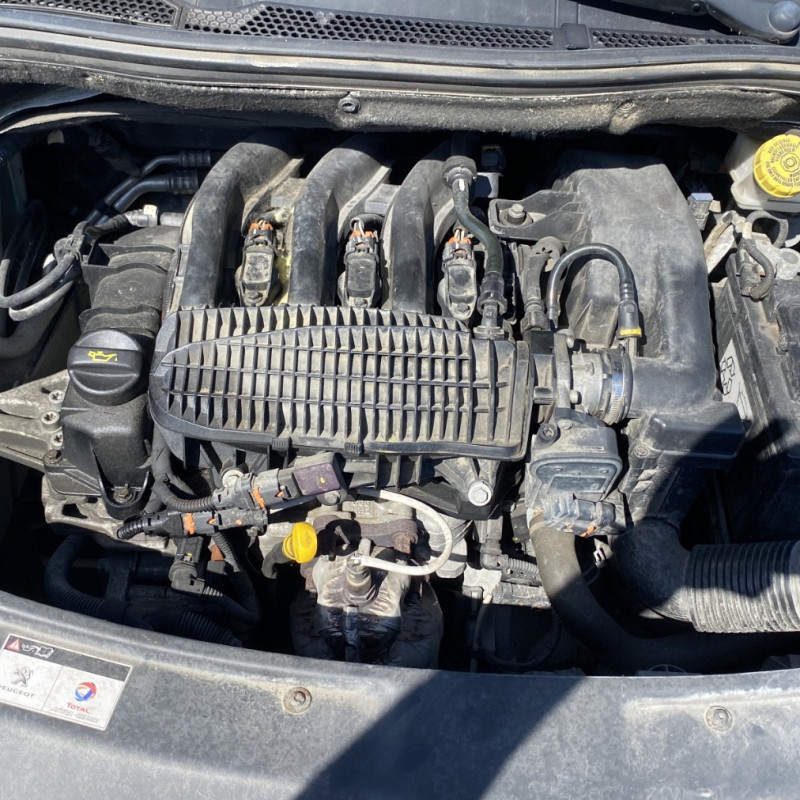 PEUGEOT 208 1 PHASE 2 1.2 VTI - 12V Photo n°24