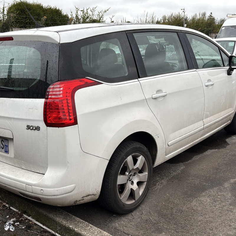 PEUGEOT 5008 2 PHASE 1 1.2 PURETECH - 12V TURBO Photo n°3