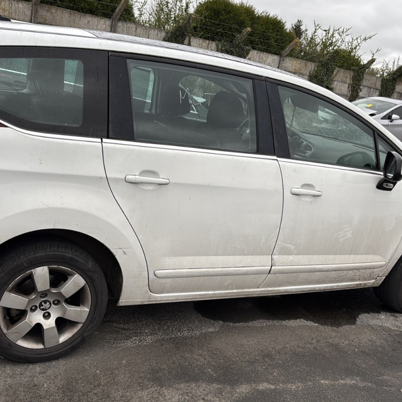 PEUGEOT 5008 2 PHASE 1 1.2 PURETECH - 12V TURBO Photo n°7