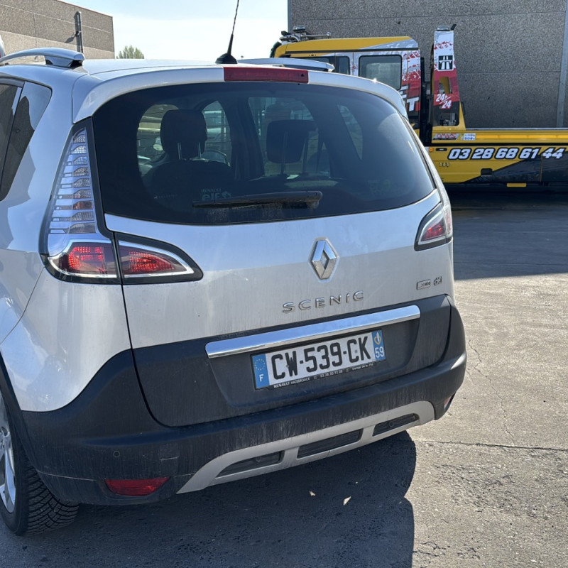 RENAULT GRAND SCENIC 3 PHASE 3 1.5 DCI - 8V TURBO Photo n°4
