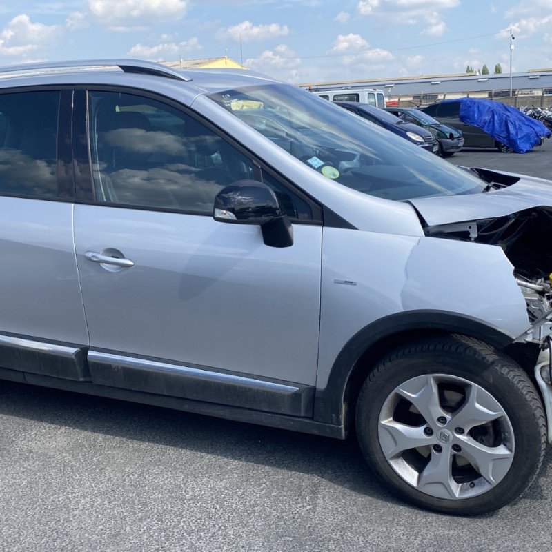 RENAULT GRAND SCENIC 3 PHASE 3 1.5 DCI - 8V TURBO Photo n°19