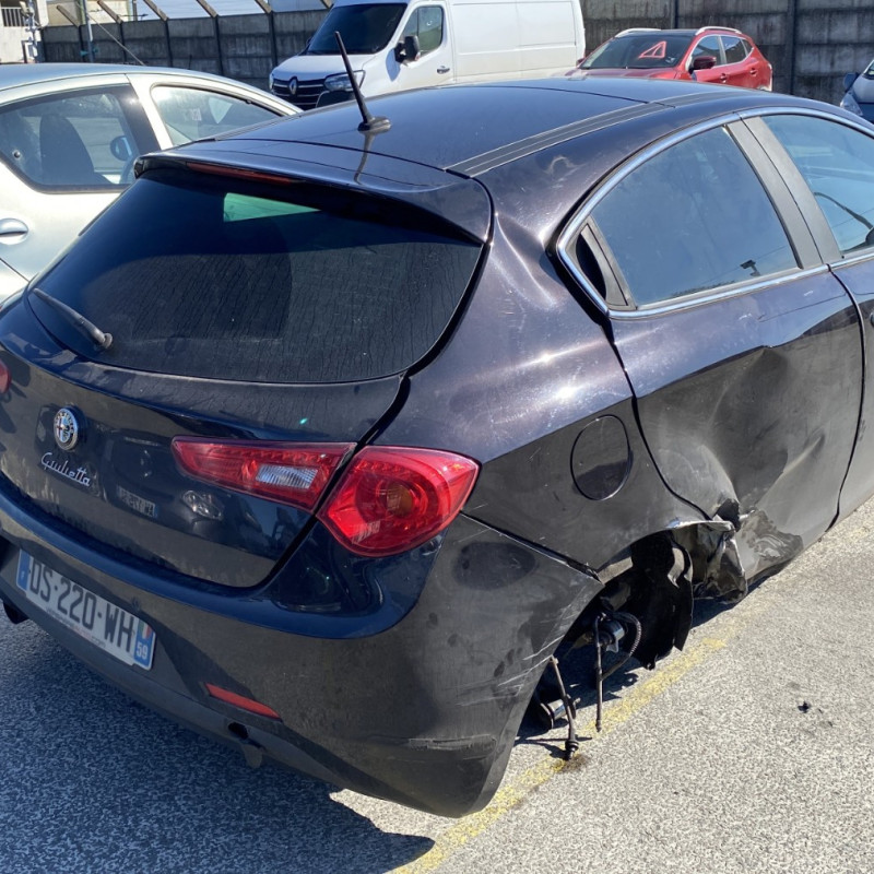ALFA ROMEO GIULIETTA 2 PHASE 2 1.4i - 16V TURBO Photo n°12