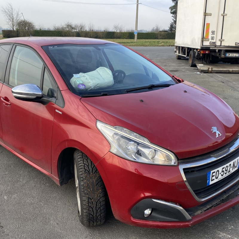 PEUGEOT 208 1 PHASE 2 1.2 VTI - 12V Photo n°2