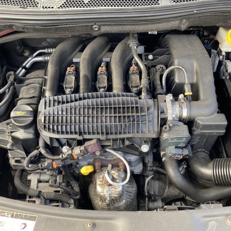 PEUGEOT 208 1 PHASE 2 1.2 VTI - 12V Photo n°24