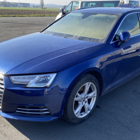 AUDI A4 4 AVANT PHASE 1 BREAK 2.0 TDI - 16V TURBO Photo n°1