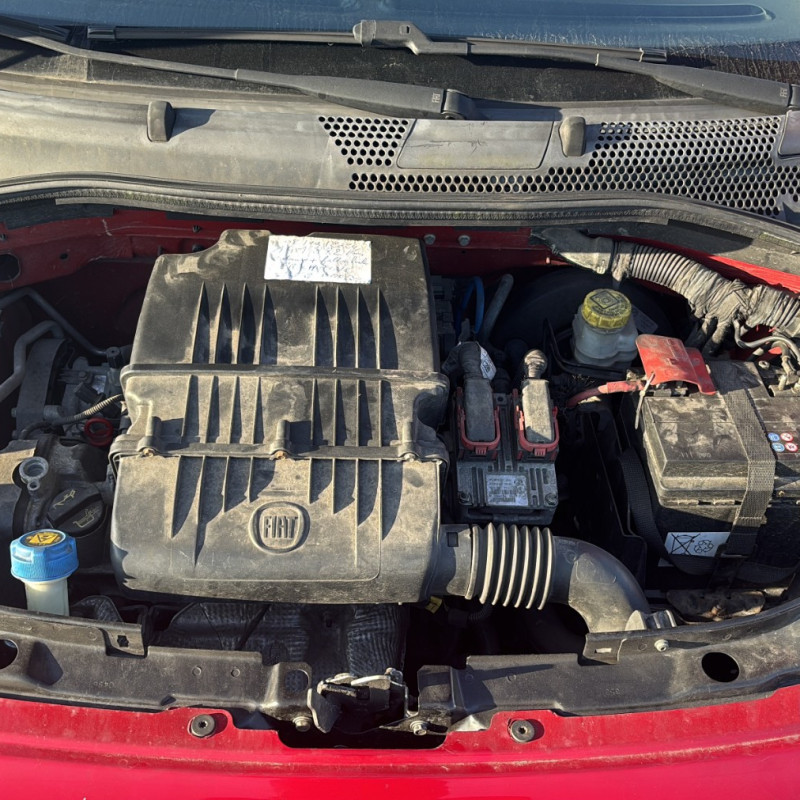 FIAT 500 2 CABRIO PHASE 1 1.2i - 8V Photo n°22