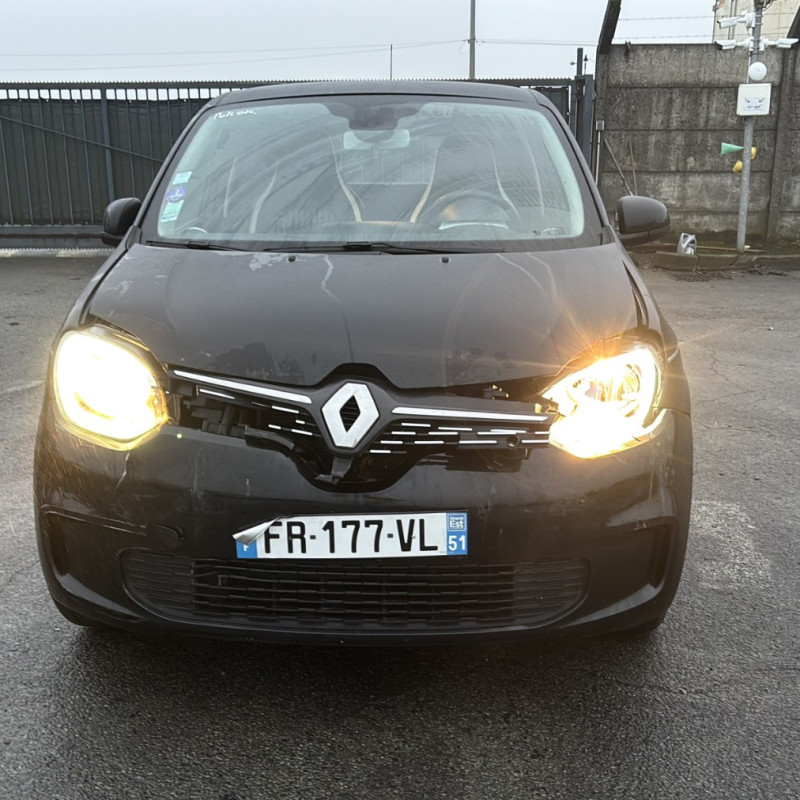 RENAULT TWINGO 3 PHASE 2 0.9i - 12V TURBO TCE 95 Photo n°8