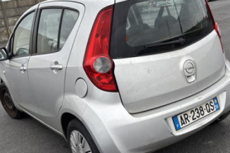 Feu arriere stop central OPEL AGILA B