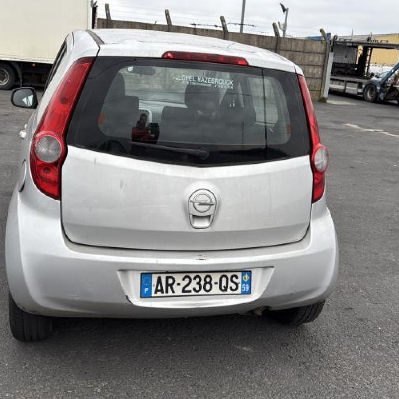 Feu arriere stop central OPEL AGILA B Photo n°5