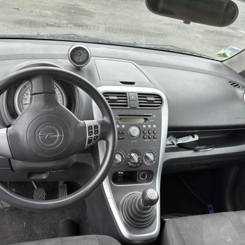 Feu arriere stop central OPEL AGILA B Photo n°12