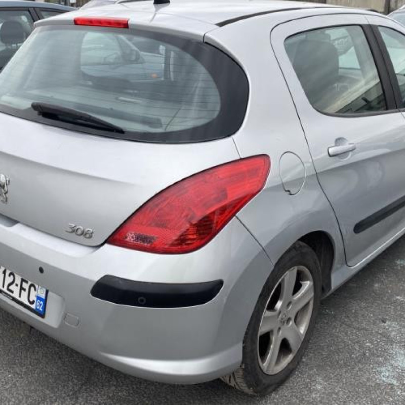 Feu arriere stop central PEUGEOT 308 1 Photo n°9