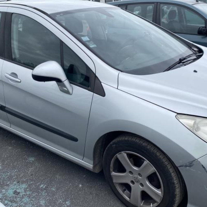 Feu arriere stop central PEUGEOT 308 1 Photo n°14