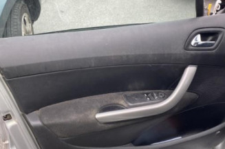 Feu arriere stop central PEUGEOT 308 1