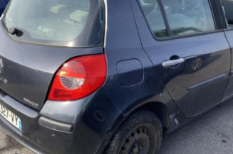 Pompe à carburant RENAULT CLIO 3