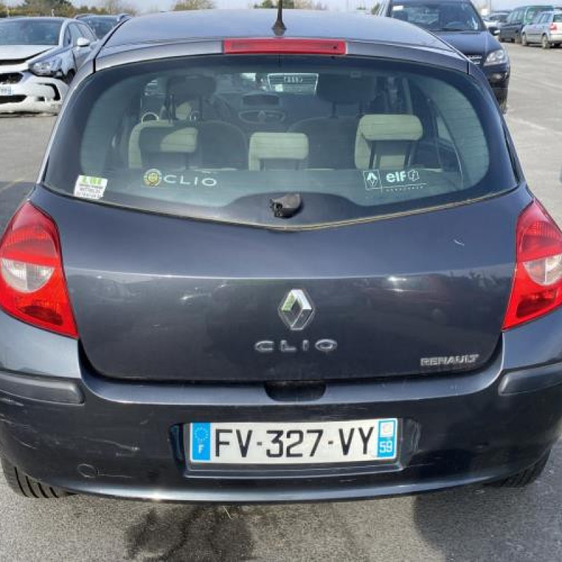 Pompe à carburant RENAULT CLIO 3 Photo n°5
