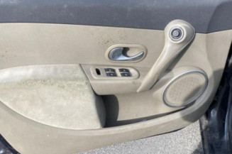 Pompe à carburant RENAULT CLIO 3