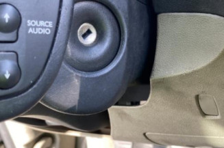 Pompe à carburant RENAULT CLIO 3