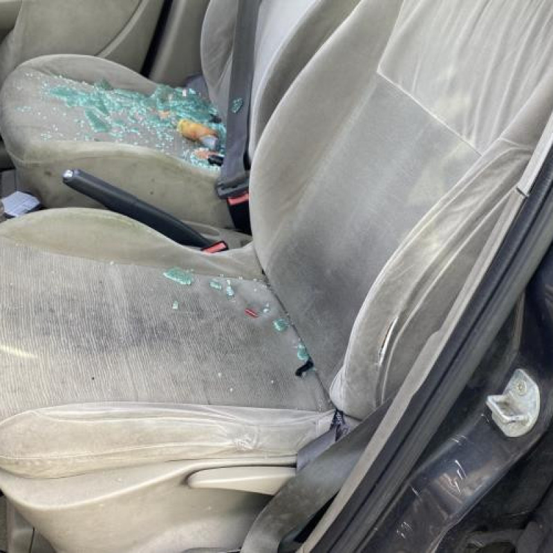 Boitier air bag RENAULT CLIO 3 Photo n°11
