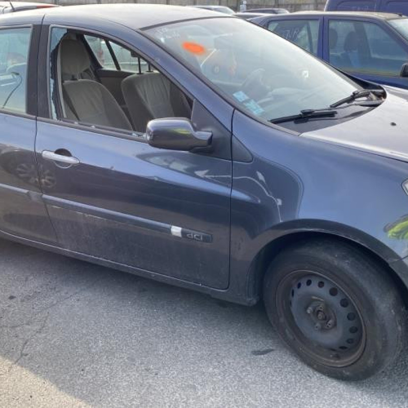 Trappe d'essence RENAULT CLIO 3 Photo n°7