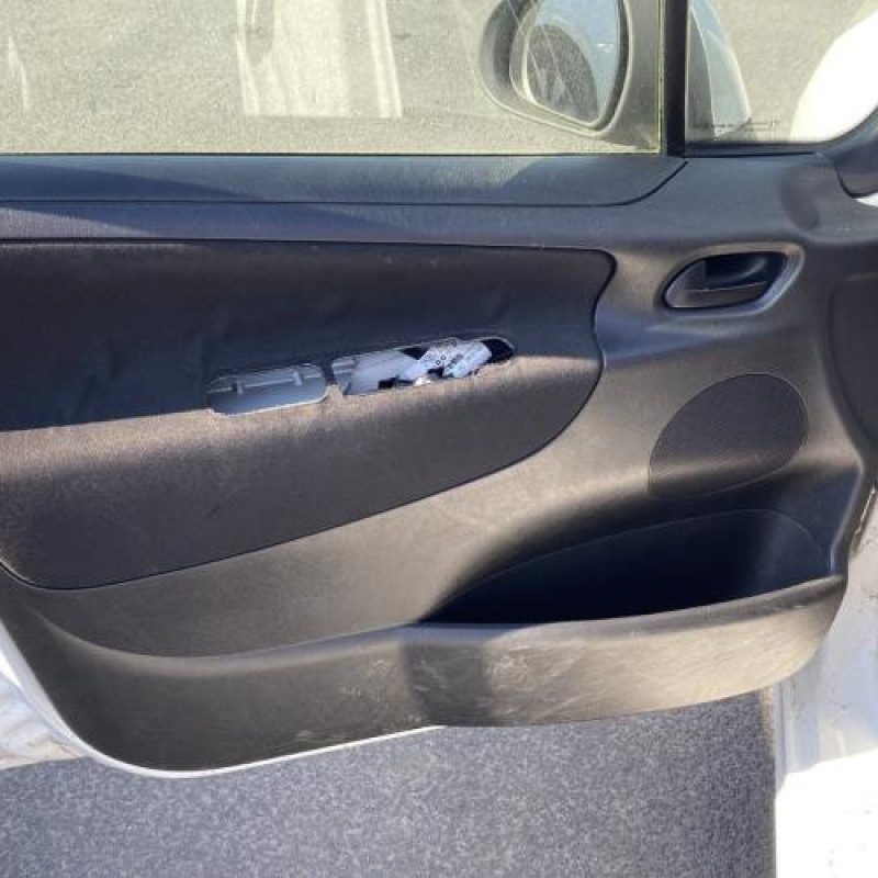 Ceinture arriere gauche PEUGEOT 207 Photo n°9