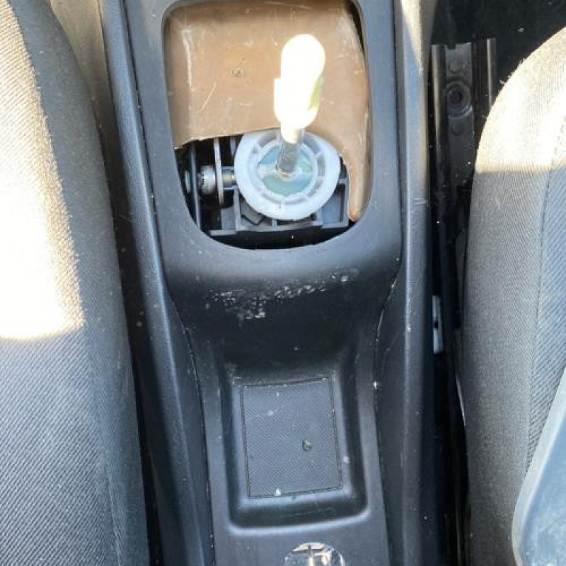 Ceinture arriere gauche PEUGEOT 207 Photo n°16