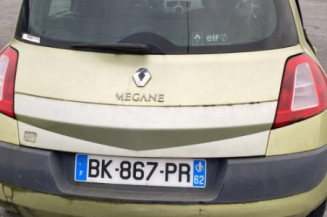 Feu arriere stop central RENAULT MEGANE 2