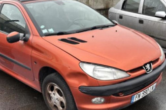 Feu arriere stop central PEUGEOT 206