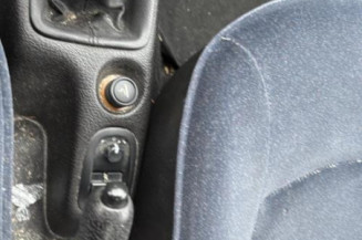 Feu arriere stop central PEUGEOT 206