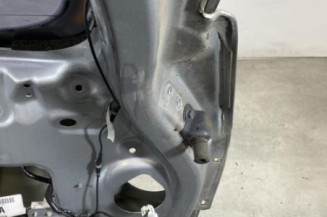 Malle/Hayon arriere NISSAN QASHQAI 1