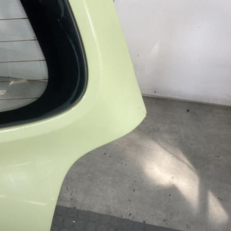 Malle/Hayon arriere RENAULT TWINGO 2 Photo n°4