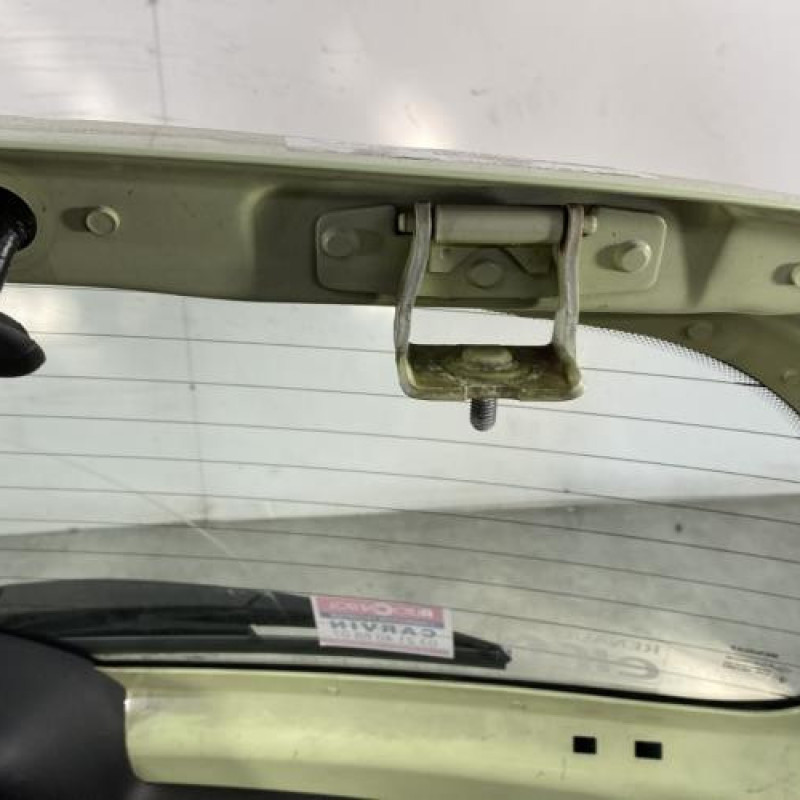Malle/Hayon arriere RENAULT TWINGO 2 Photo n°8