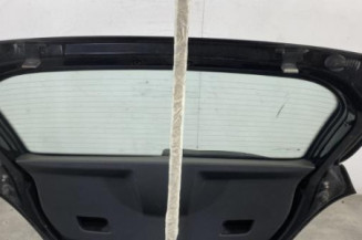 Malle/Hayon arriere OPEL CORSA D
