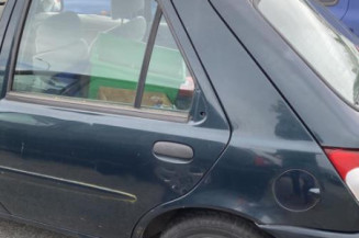 Calandre FORD FIESTA 4