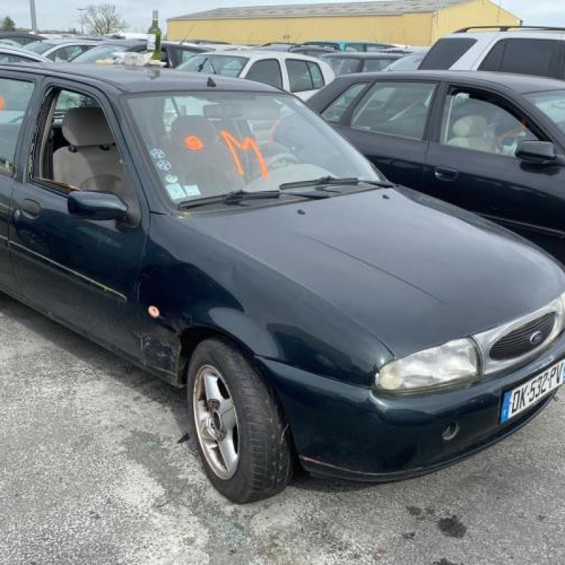 Calandre FORD FIESTA 4 Photo n°9