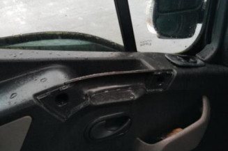 Custode avant gauche (porte) RENAULT MASTER 3