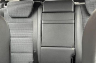 Aile avant droit MERCEDES CLASSE B 245