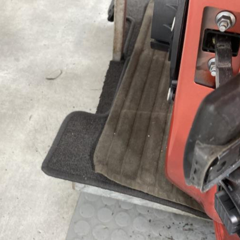 Porte avant gauche RENAULT CLIO 4 Photo n°6