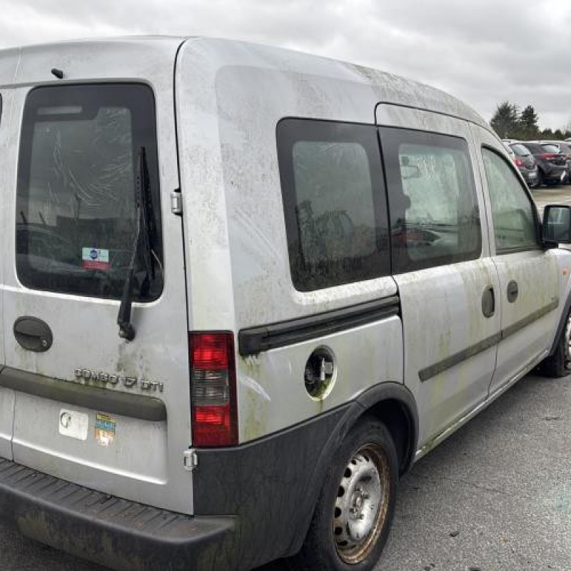 Vitre avant droit OPEL COMBO C Photo n°7