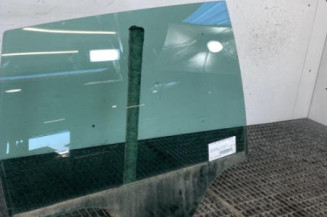 Vitre arriere droit VOLKSWAGEN POLO 4