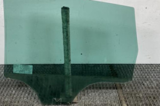 Vitre arriere droit VOLKSWAGEN POLO 4