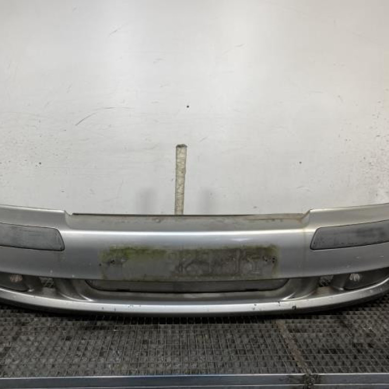 Pare choc avant VOLVO S 40 1 Photo n°1