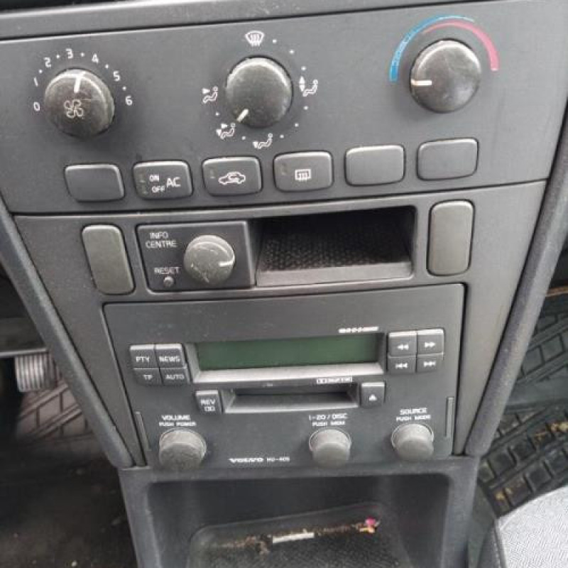 Pare choc avant VOLVO S 40 1 Photo n°16